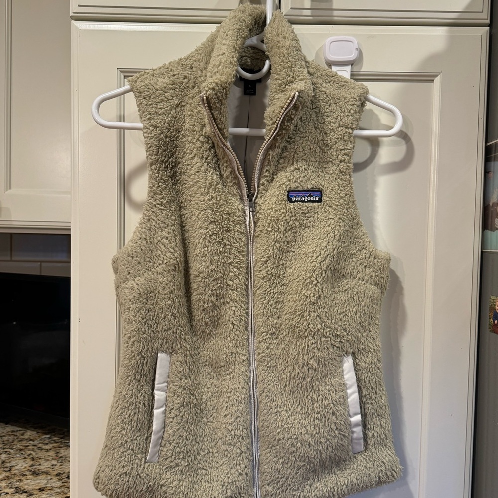 Patagonia Women’s Los Gatos Fleece Vest